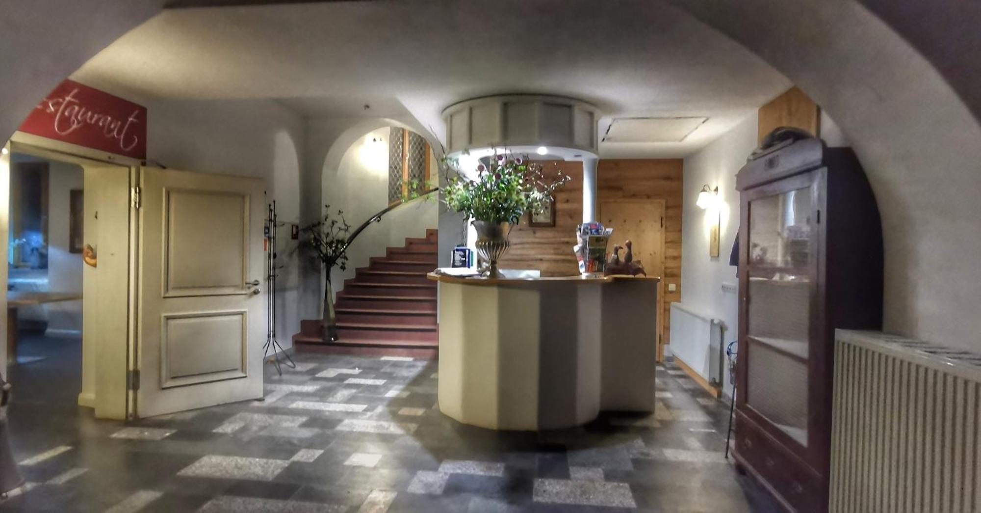 Hotel & Restaurant Schloss Weissenburg Uhlstädt Extérieur photo