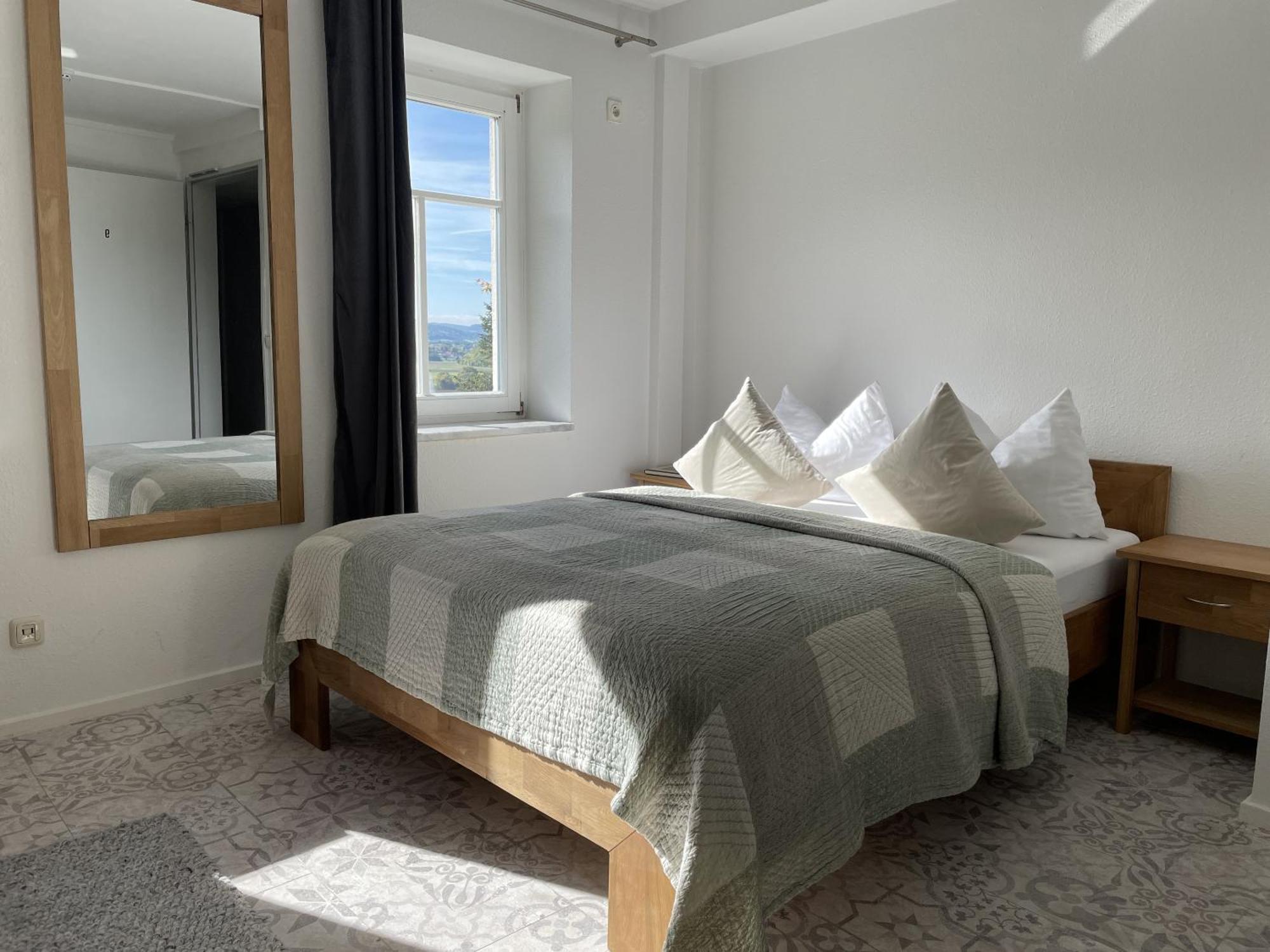 Hotel & Restaurant Schloss Weissenburg Uhlstädt Chambre photo